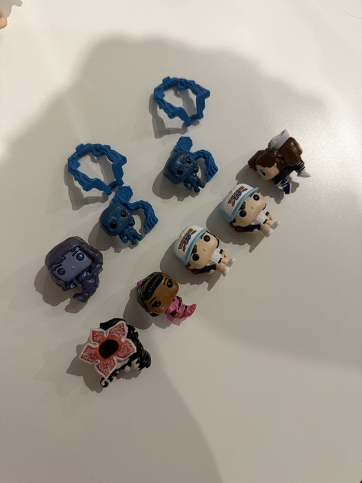 Stranger things фигури kinder joy