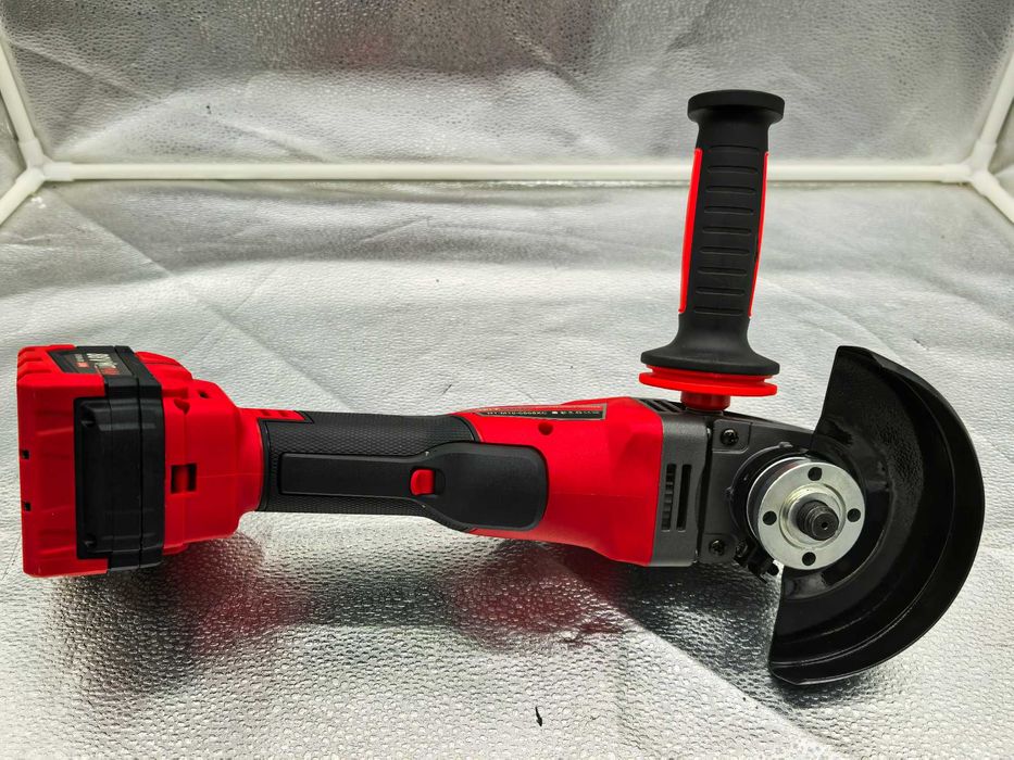 Set scule 2 unelte Hitman 88V polizor si impact 649 lei