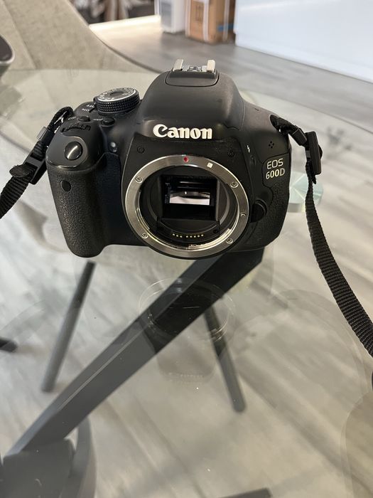 Canon Eos 600D - Body