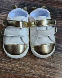Бебешки обувки-Майорал 16 номер