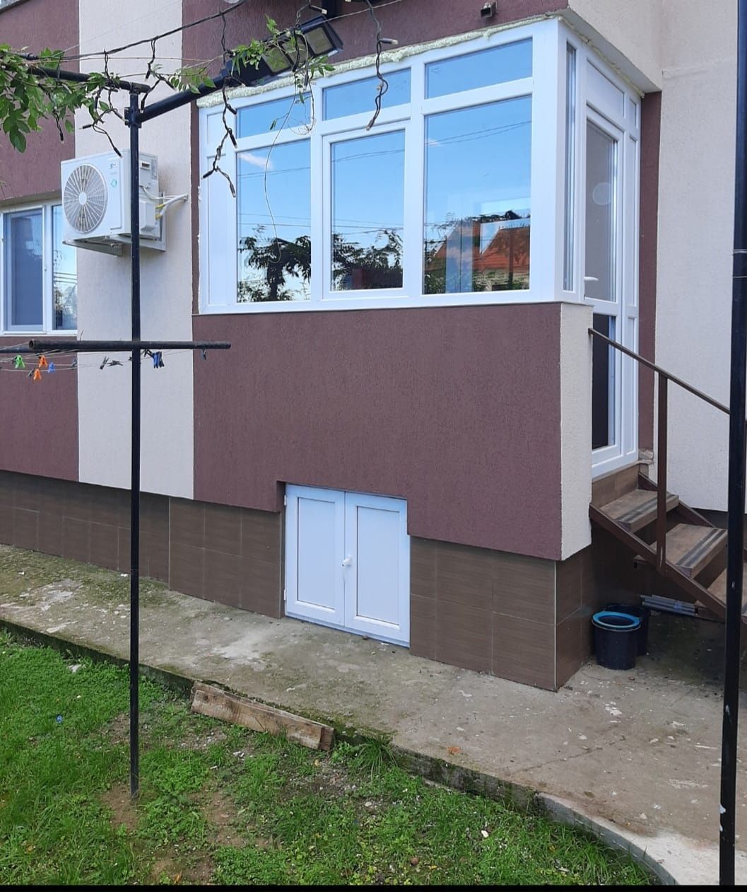Apartament de vanzare calafat str cobuz parter