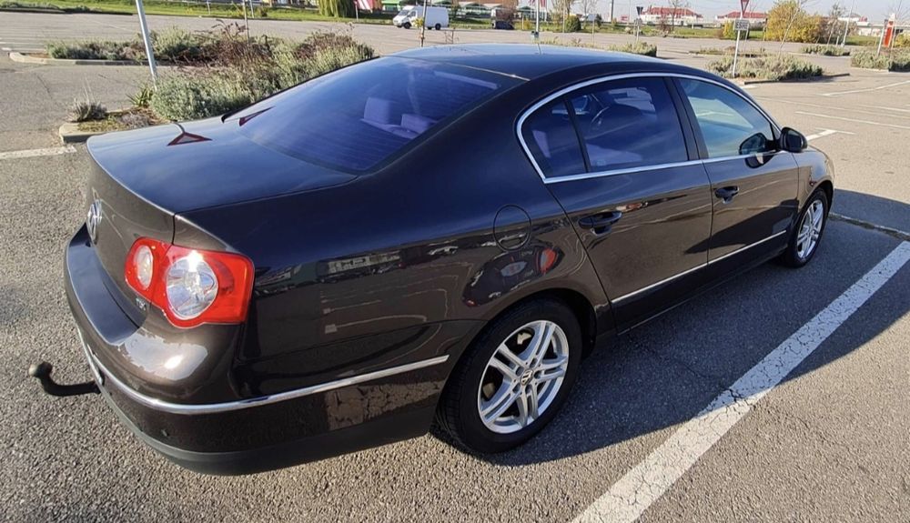 Vând passat 2.0 an 2010 ultima ediție!