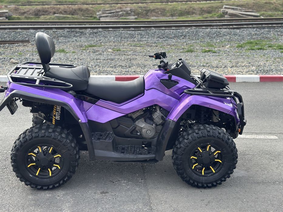 Can-am outlender 800R