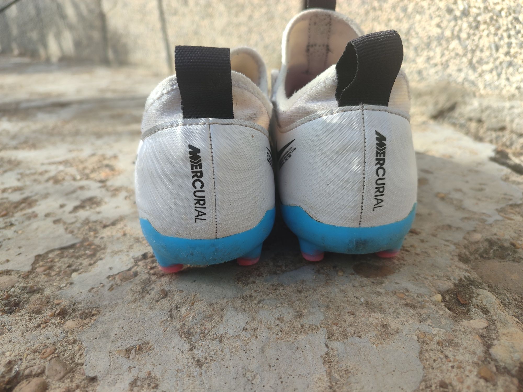 Детски Футболни бутонки Nike