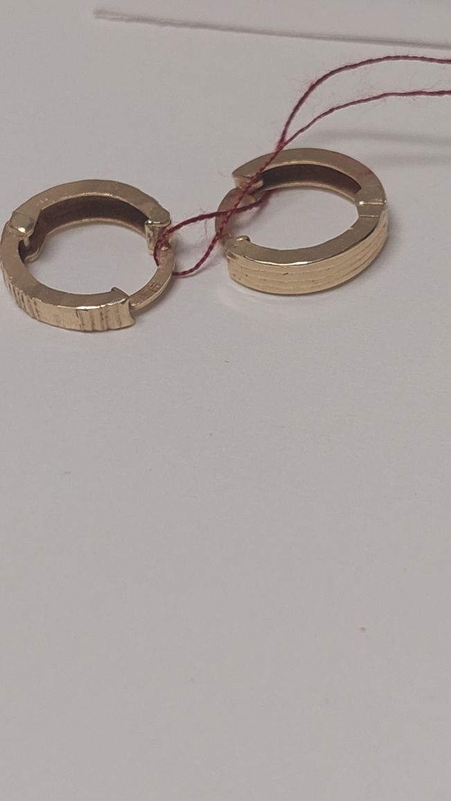 Златни Обеци 1,18 гр. 14к.