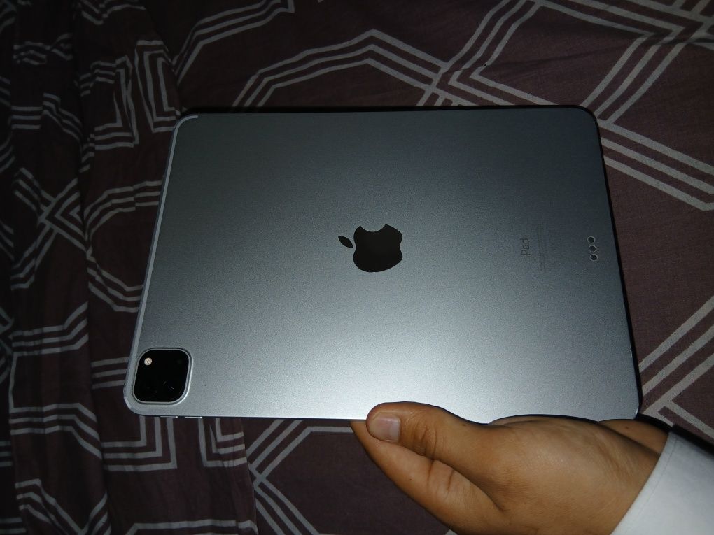 I pad pro 11 dyum srochno pul kerak kelishamiz
