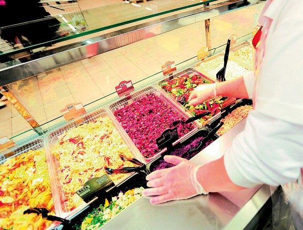 Салаты и закуски для продажи