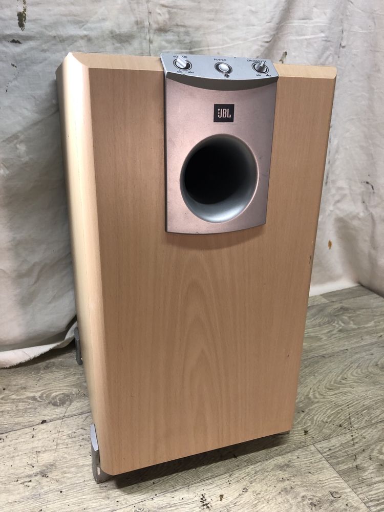 JBl SUB138 Subwoofer