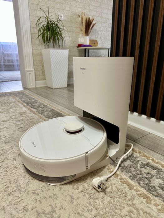 Робот-пылесос DreameBot D9 Plus
