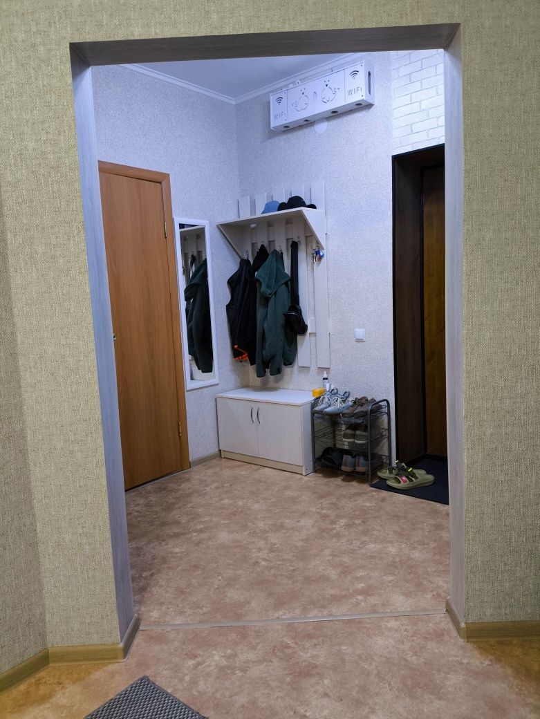 Продам 2 к.кв на 3/5 этаже. Батыс 2