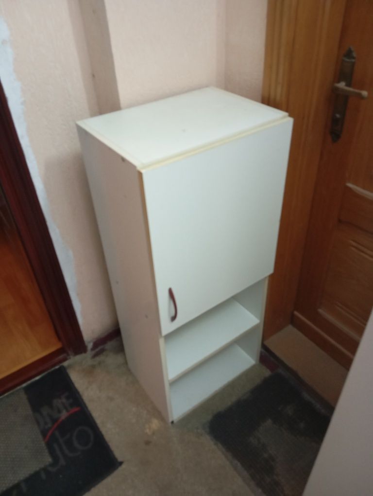 De vânzare mobilă de bucătărie