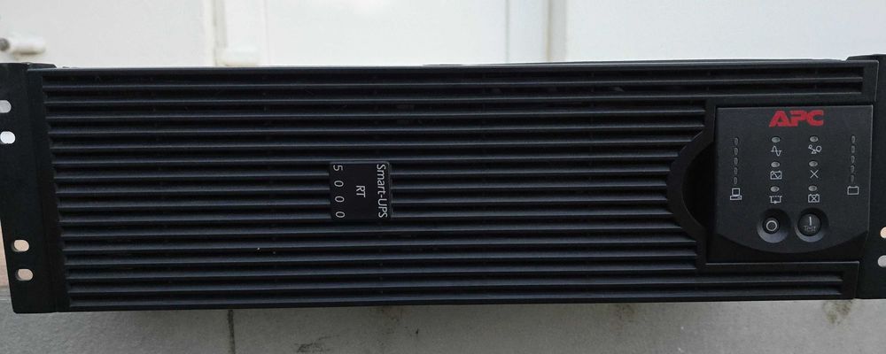 UPS 5Kva APC surtd5000xli