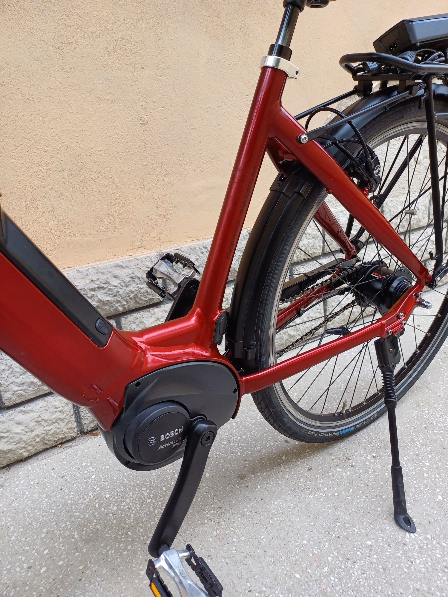 Bicicleta electrica cu motor Bosch