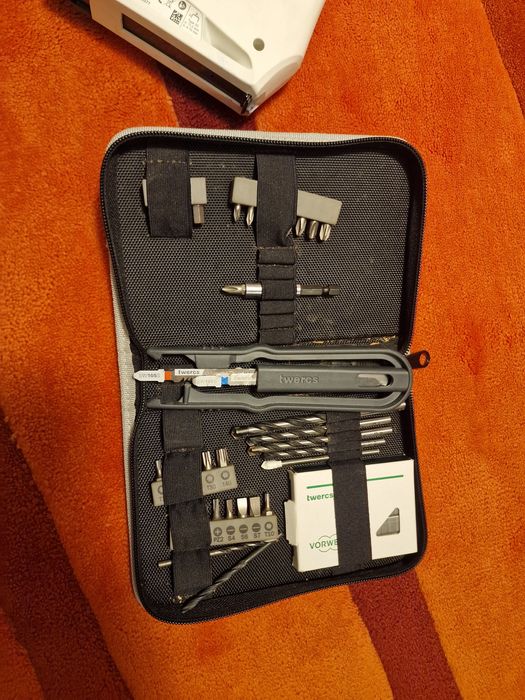 Swt 4 scule cu acumulator