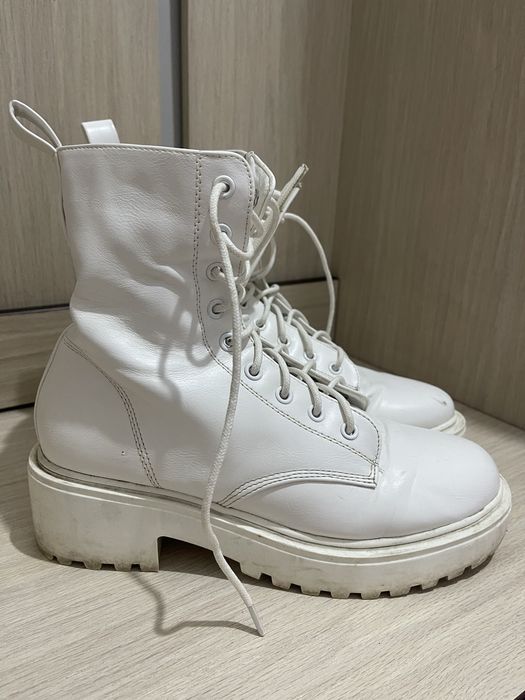 Ботинки . Сапоги