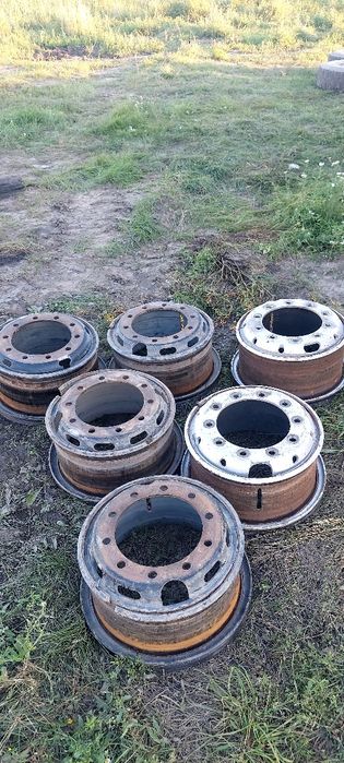 Продам диски  на Камаз