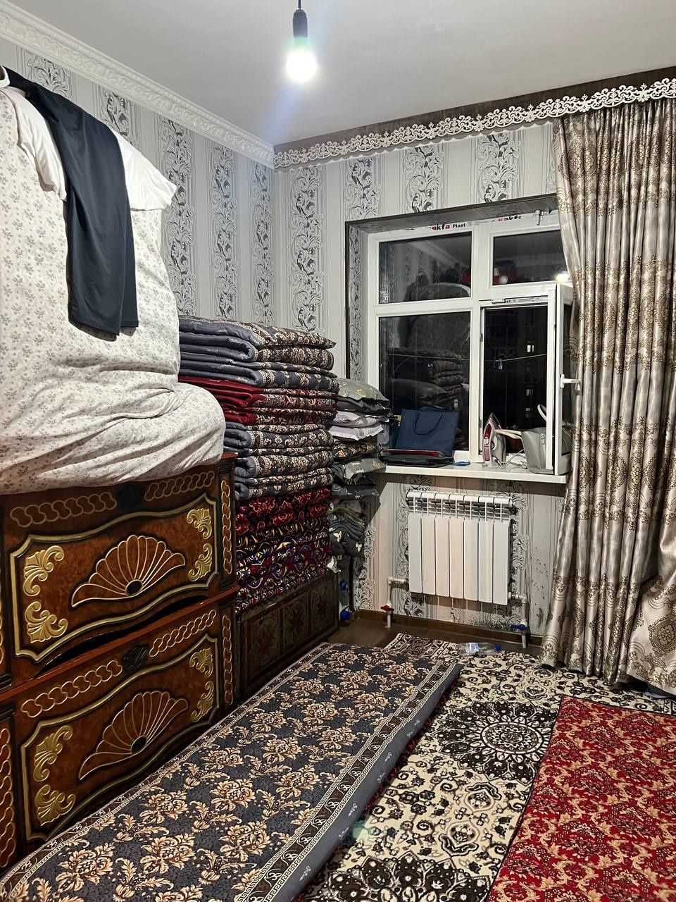 Продаю 2-х комнатнаю квартиру Янгихаёт 5а, метро 2 бекат