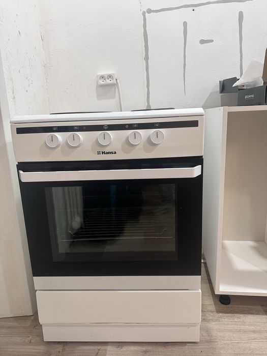 Электрическая плита