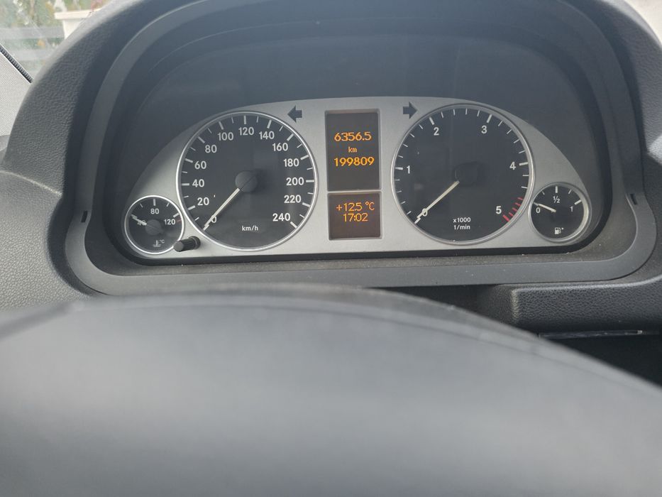 Vand Mercedes-Benz B Class