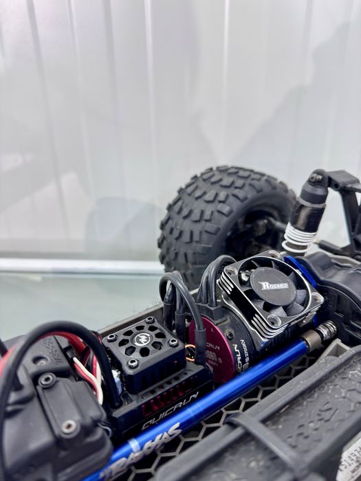 RC Traxxas Rustler VXL 4x4 HobbyWing Combo