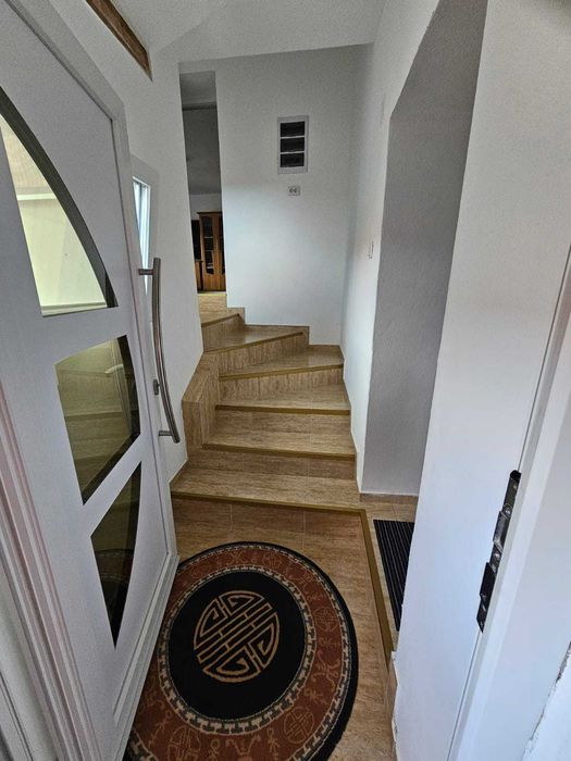 Casă de vânzare in Gărîna