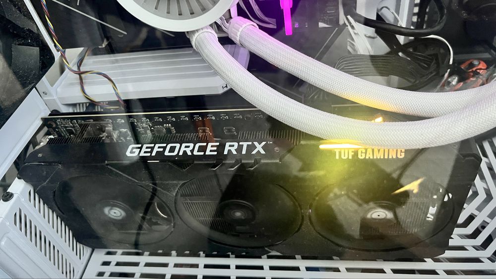 Nvidia 3060ti v2 8 GB 256bits