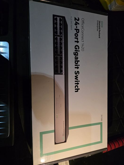 Dispozitiv Switch HPE Aruba OfficeConnect 1420, 24 porturi Gigabit