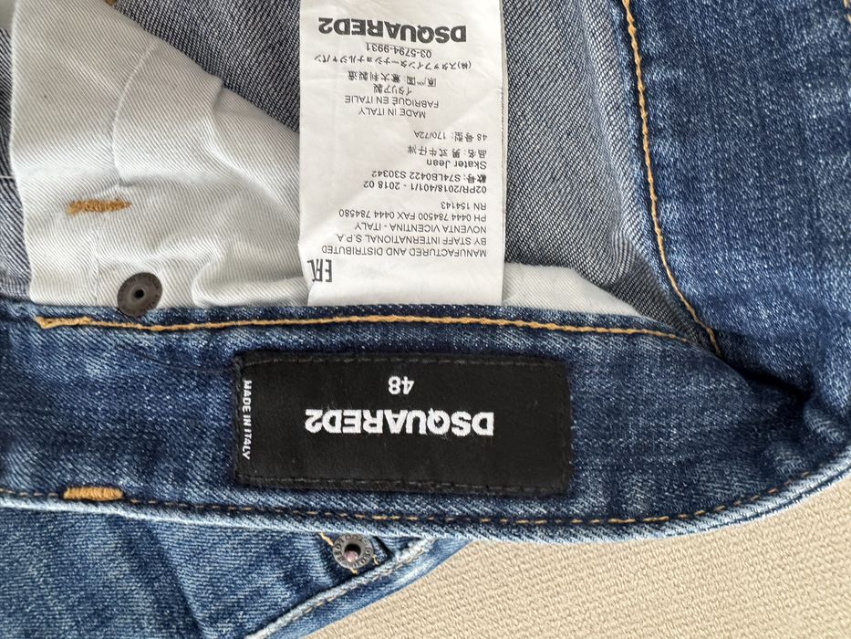 Blugi Dsquared 2 - Marimea 48 - Originali.