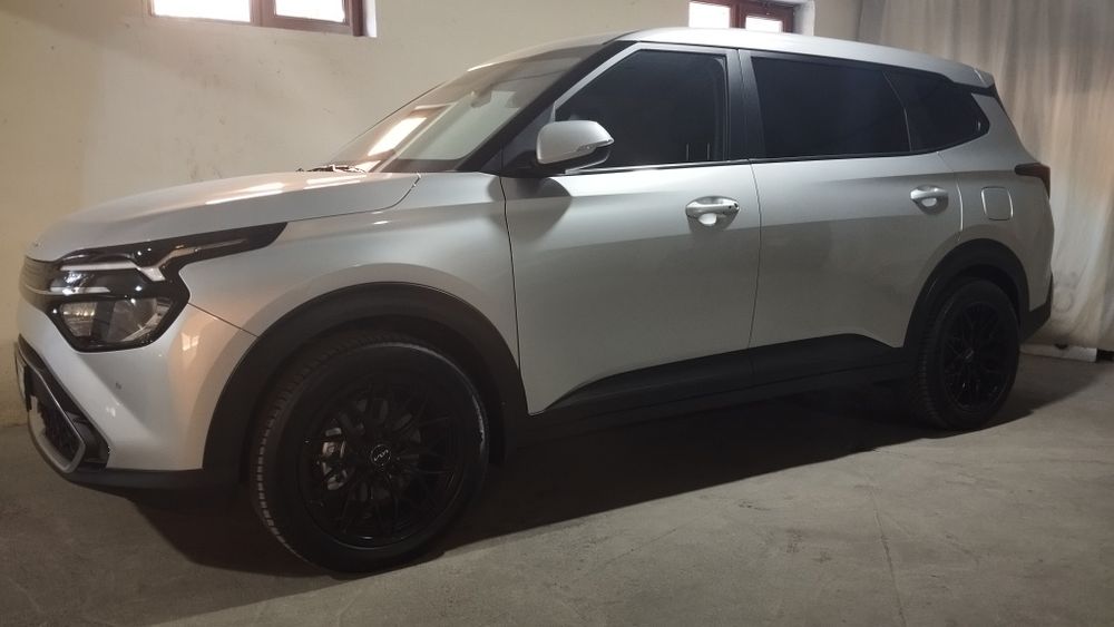 Kia carens sotiladi xolati ideal