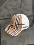 Sapca Burberry Colectia Noua