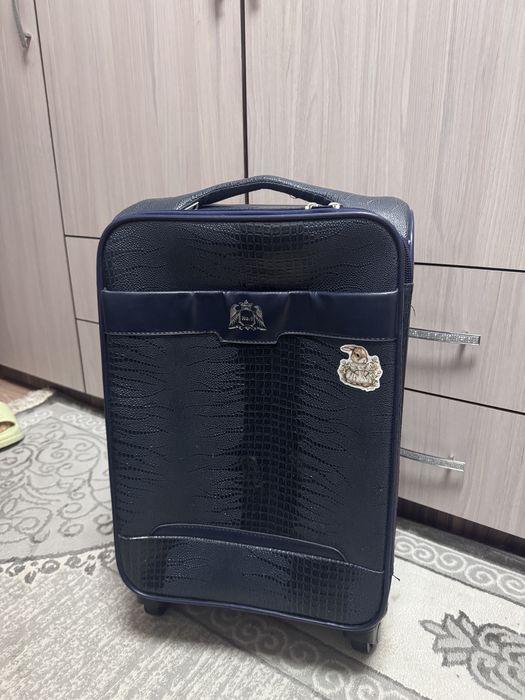 Чемодан на колесах