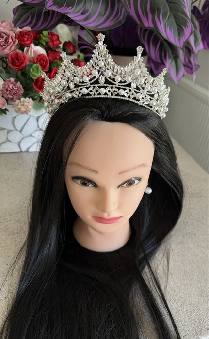 Diadema cu perle pentru mireasa