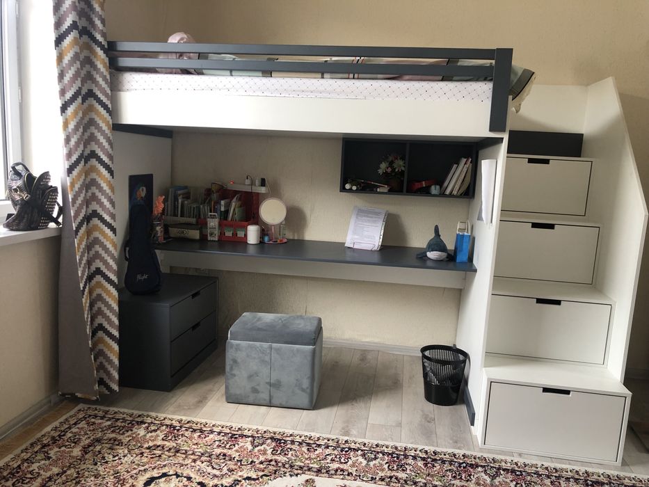 кровать двухярустная 2в1