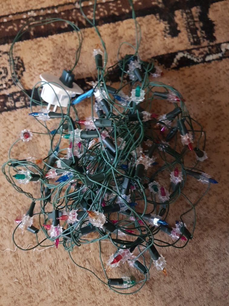 Коледни LED лампички- 180 броя