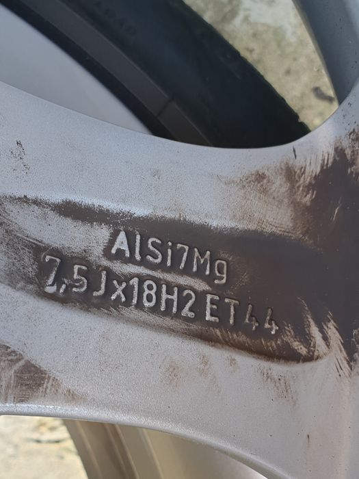 Jante originale pe 18 Mercedes E klass 2015 cu anvelope de vara