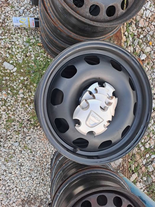 16 цола метални джанти за Дачия Дъстър