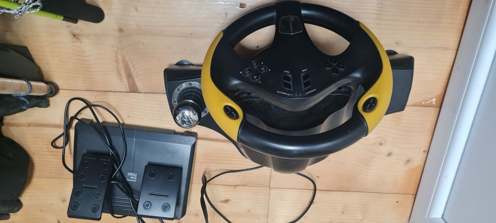 Volan Miria compatibil ps4