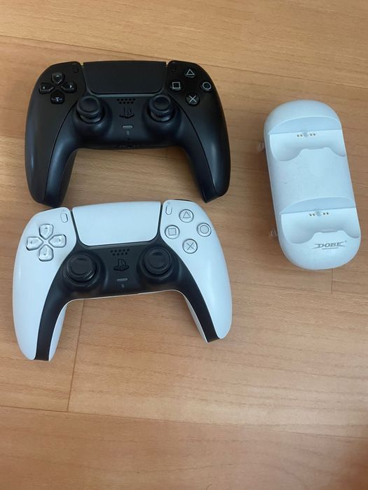 Новая приставка Playstation 5 2 джостика пользовался пару месяцев