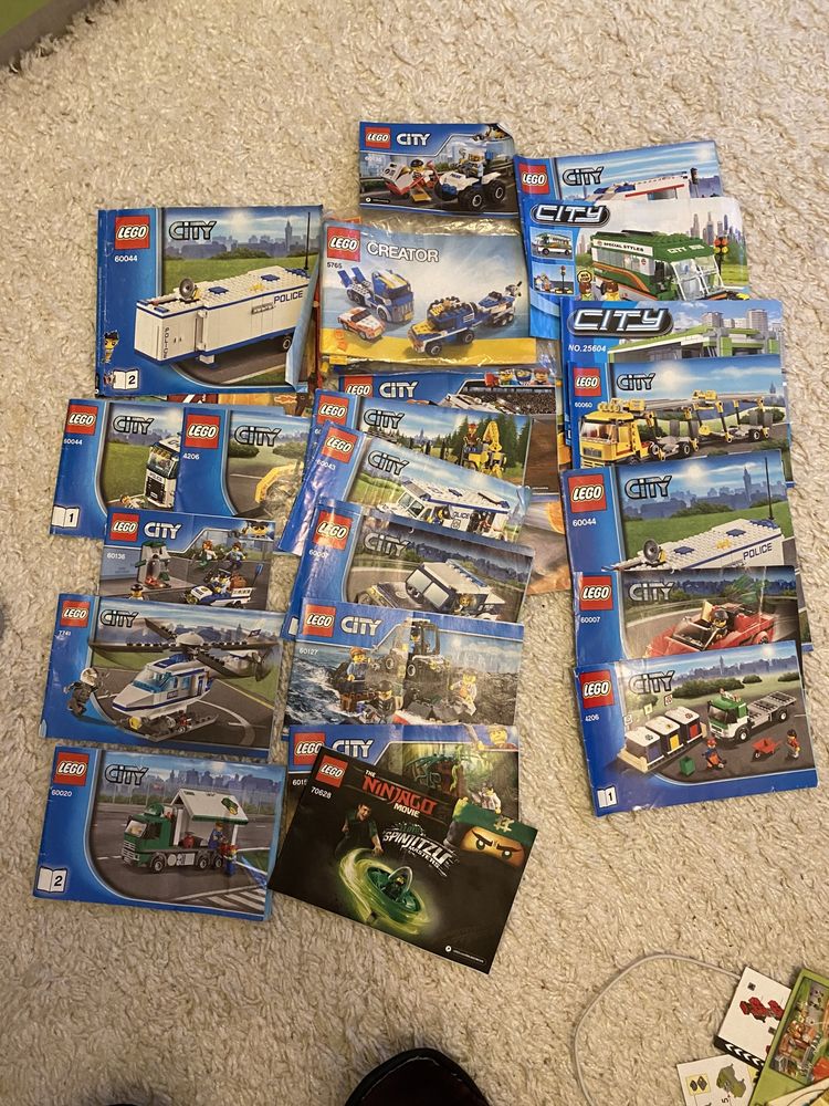 Lego diferite construcții