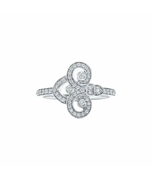 Золотое кольцо с бриллиантами модели Tiffany & Co