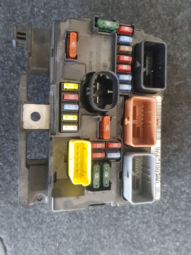 BSM Modul R-09 Peugeot Citroen Бсм модул