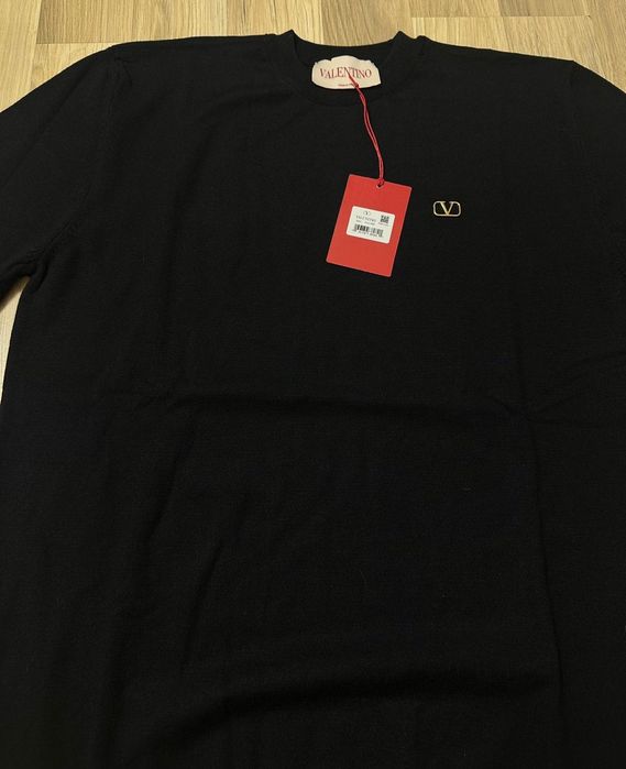Valentino-Чисто нов автентичен пуловер ХЛ размер