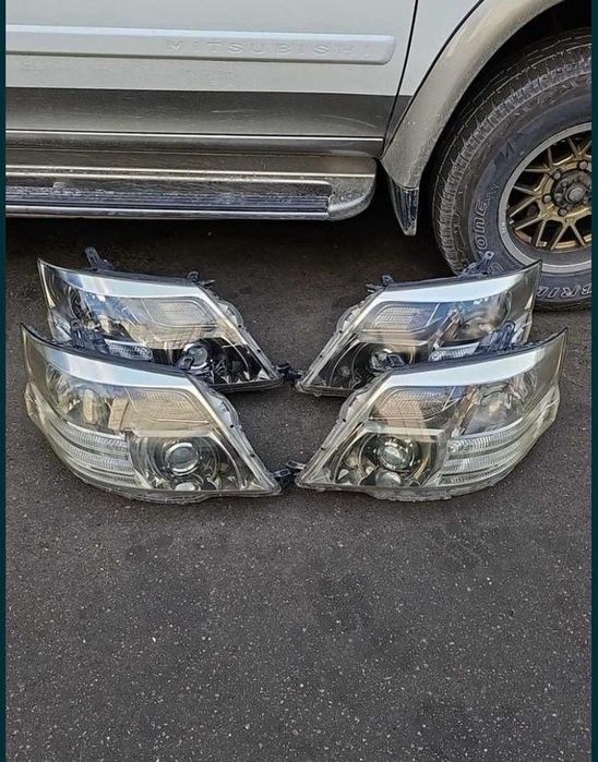 Фары на Toyota Alphart  тойота альфард привозной Японский