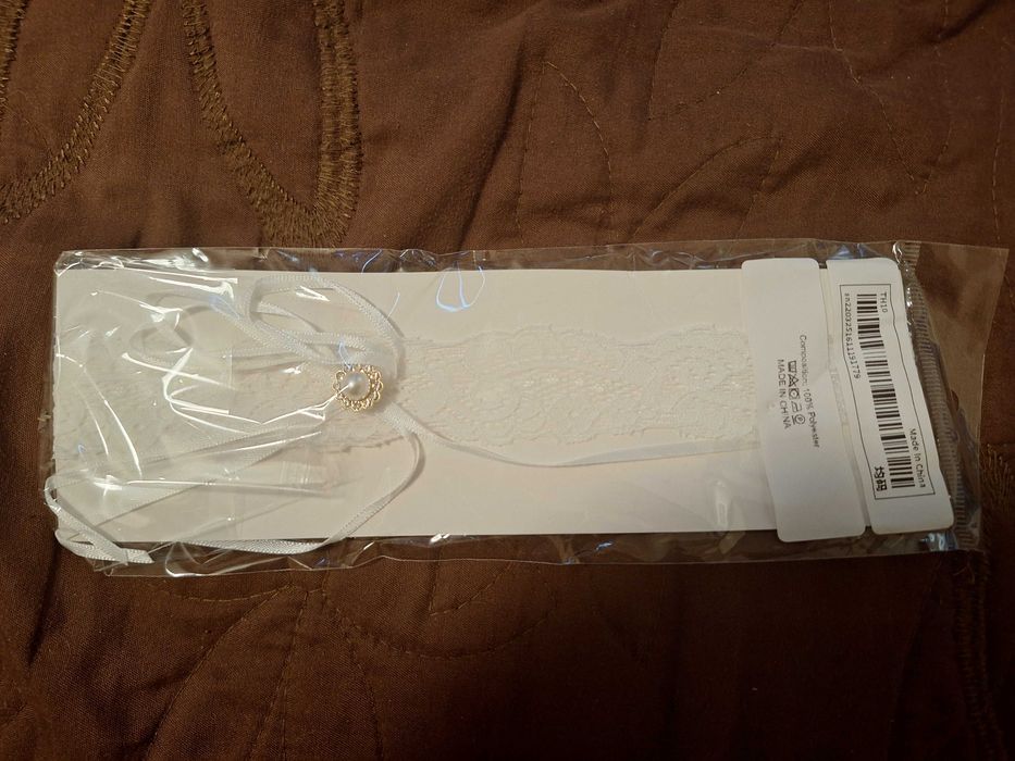 Vand jartiera mireasă