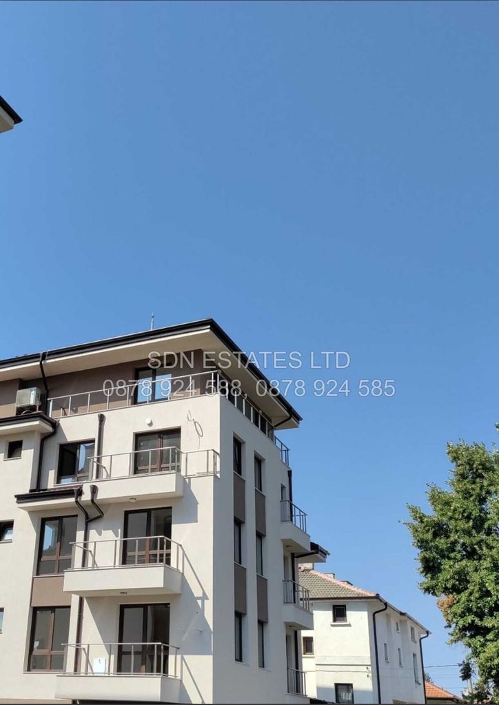Продава се Двустаен апартамент в Казанлък - 72 кв.м за 1098 €/кв.м - Снимка #4
