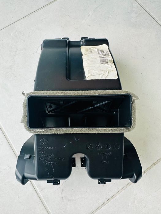 Задна вентилационна решетка/въздуховод за Jeep Grand Cherokee WK2