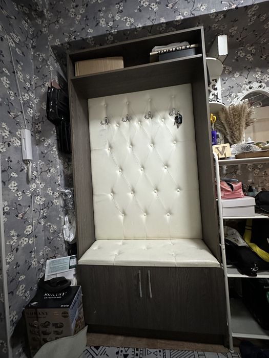 Продам прихожую мягкую