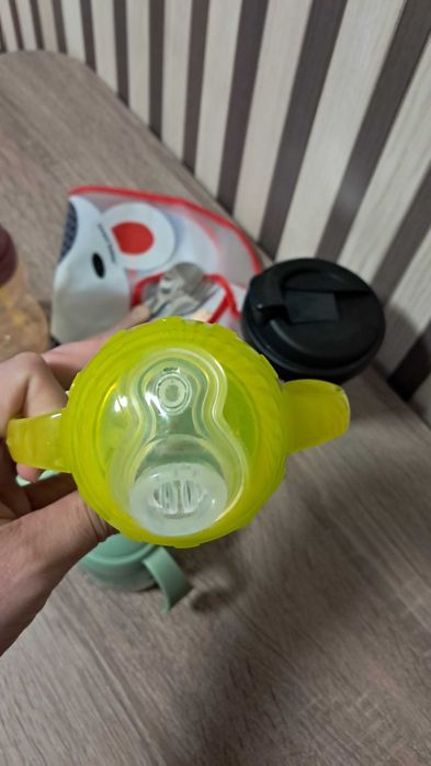 Бебешки шишета...