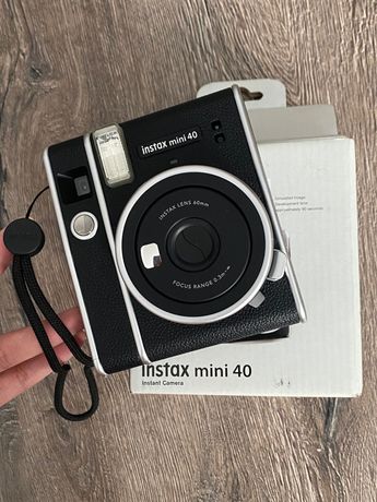 пленочная камера Instax mini 40