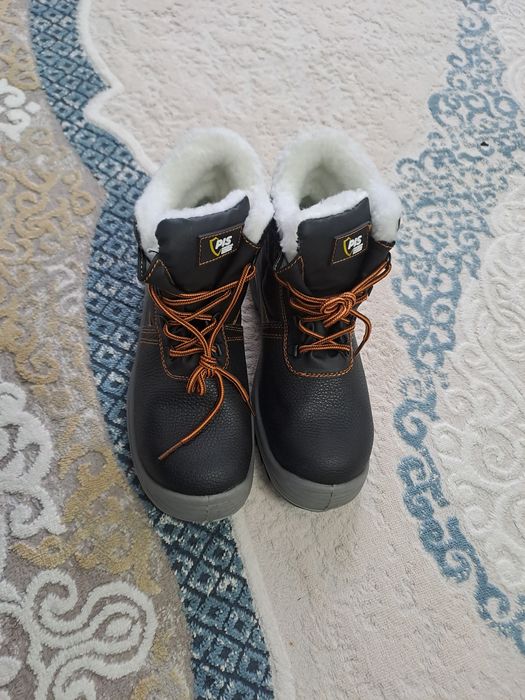 Продается спецодежда